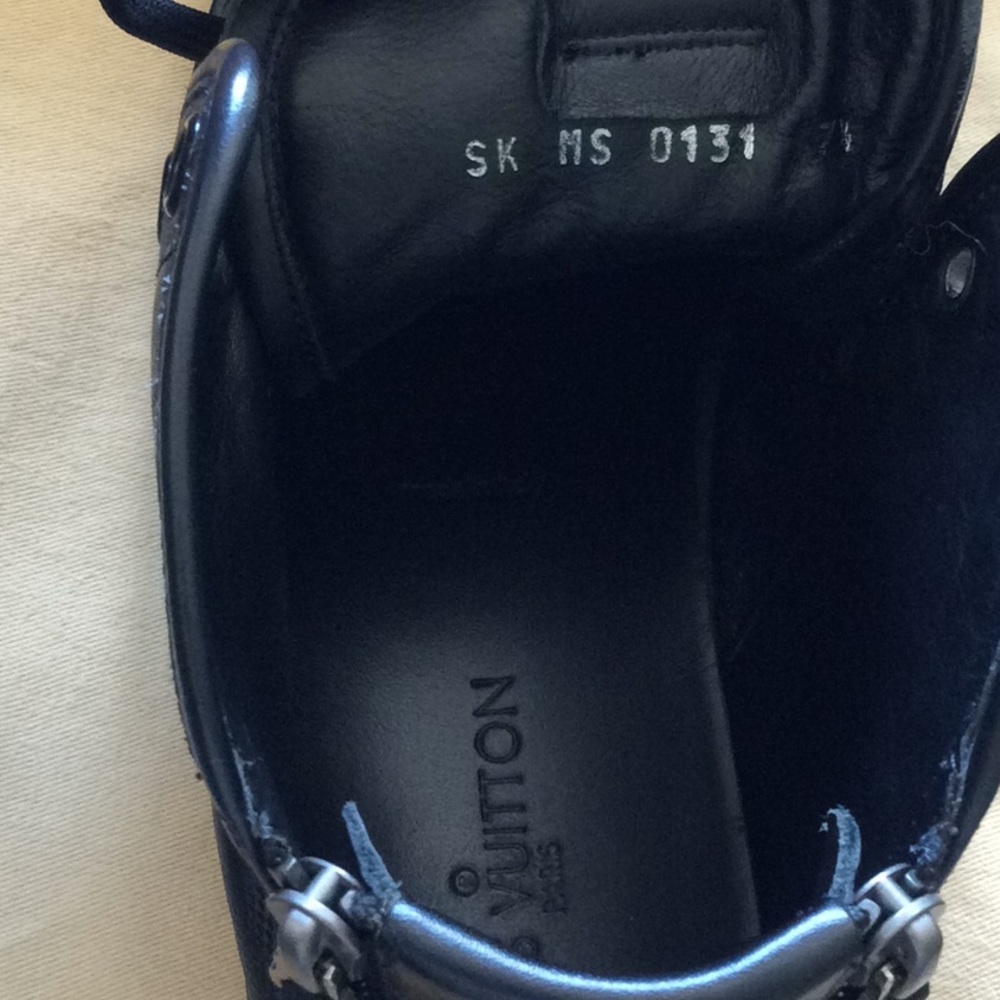 Louis Vuitton Black Sneaker - Picture 6 of 6